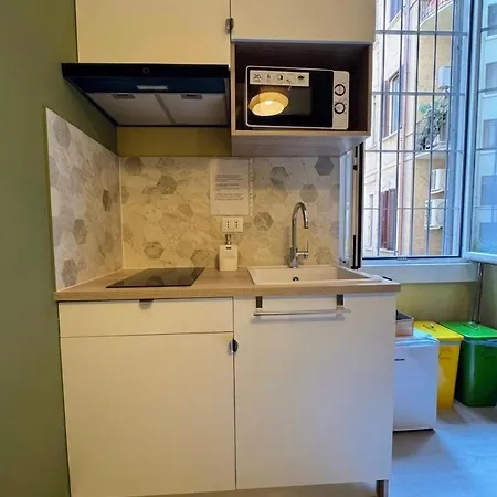 Comodo Monolocale A 2 Minuti Da Stazione Apartment Mailand